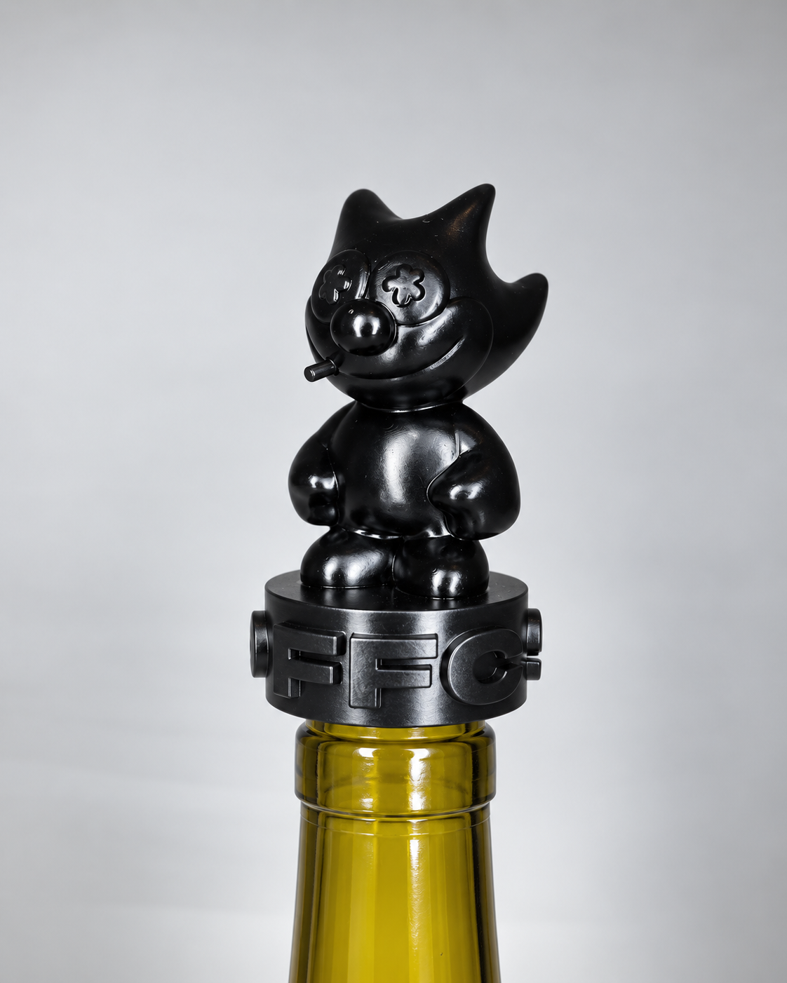 bottle topper